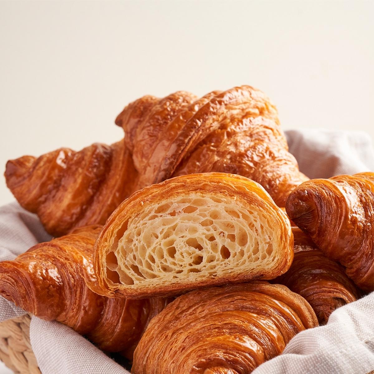 Butter Croissant, 1pc